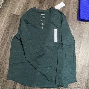 Long sleeve standard fit men’s shirt